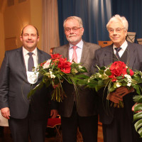 Erster Bürgermeister Manfred Hofmann mit Gerhard Eitner und Jürgen Harries